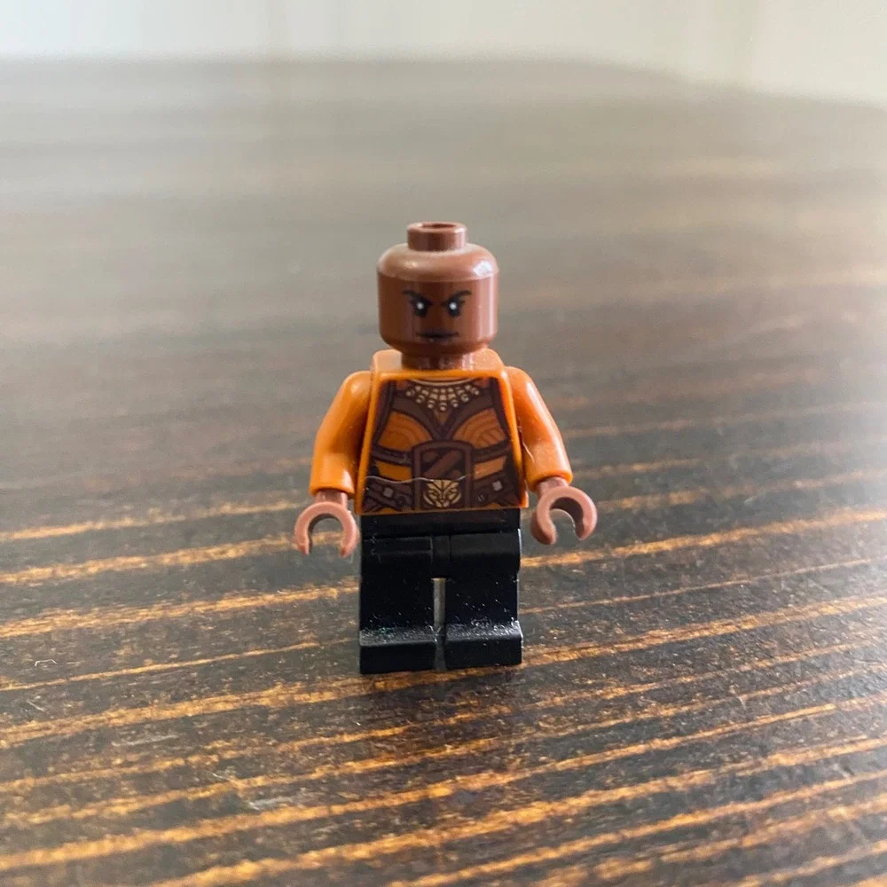 LEGO Marvel Super Heroes Okoye Minifigure Black Panther Dora‎ Milaje sh496